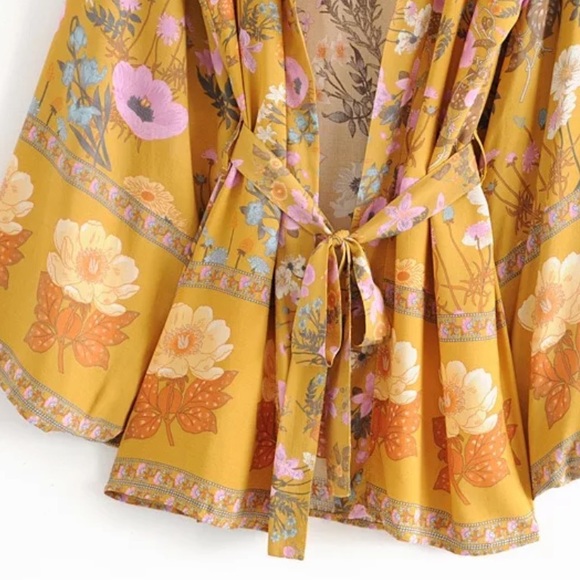 Bohemian Floral Kimono Wrap - Picture 8 of 10